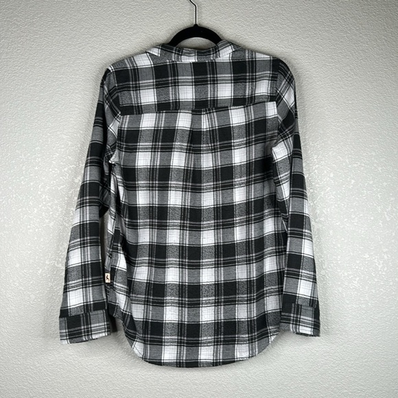Hollister Boyfriend Fit Gray & White Plaid Button Down Flannel Top Size Small - Picture 4 of 6